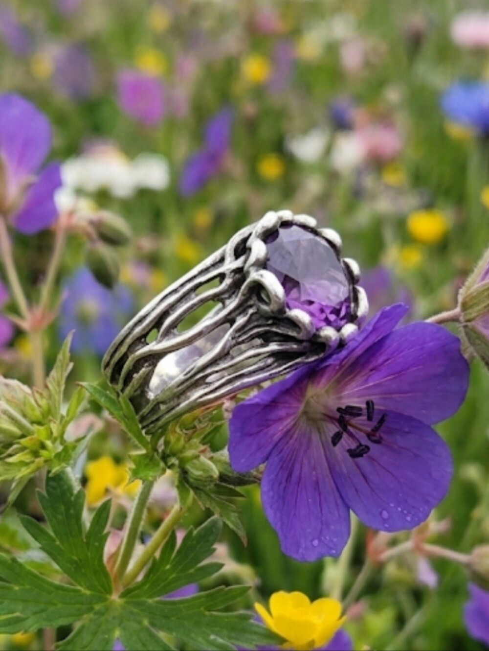 926 Sterling Silver Vintage Amethyst Ring 6.9g  Sz 7